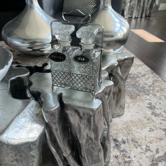 Vintage MCM whiskey, gin bar caddy, set with lock and key your not ordinary - Picture 11 of 14